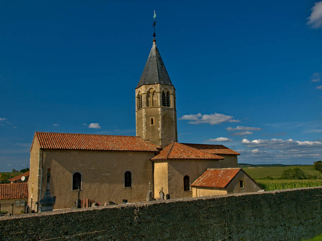 Église romane classée du XIIème siècle, église de l'Assomption-de-la-Bienheureuse-Vierge-Marie, Aube