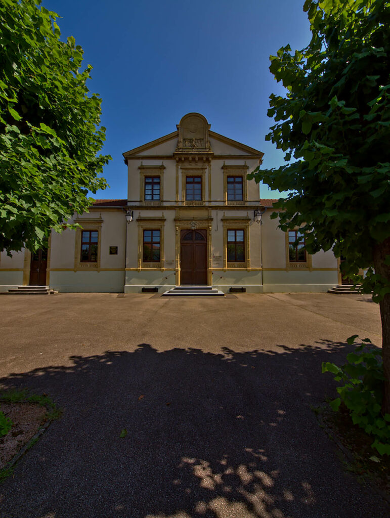 Ancienne école, architecture d'Auguste Rolland, Rémilly